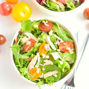 Tomato Chicken Gorgonzola Salad