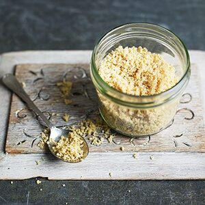 Vegan cashew Parmesan