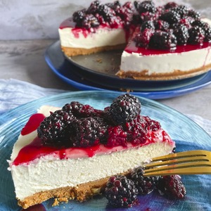 Vegan Berry Cheesecake