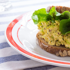 Vegan Egg Salad Sandwich