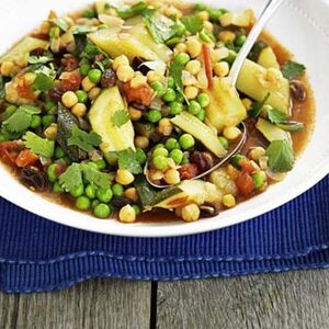 Vegetable tagine with chickpeas & raisins