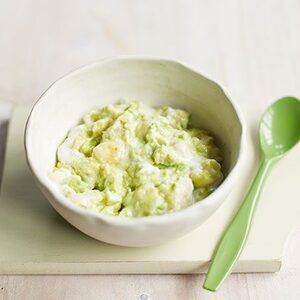 Weaning recipe: Perfect banana & avocado purée