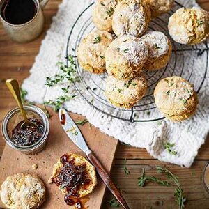 ‘Cheesy’ vegan scones